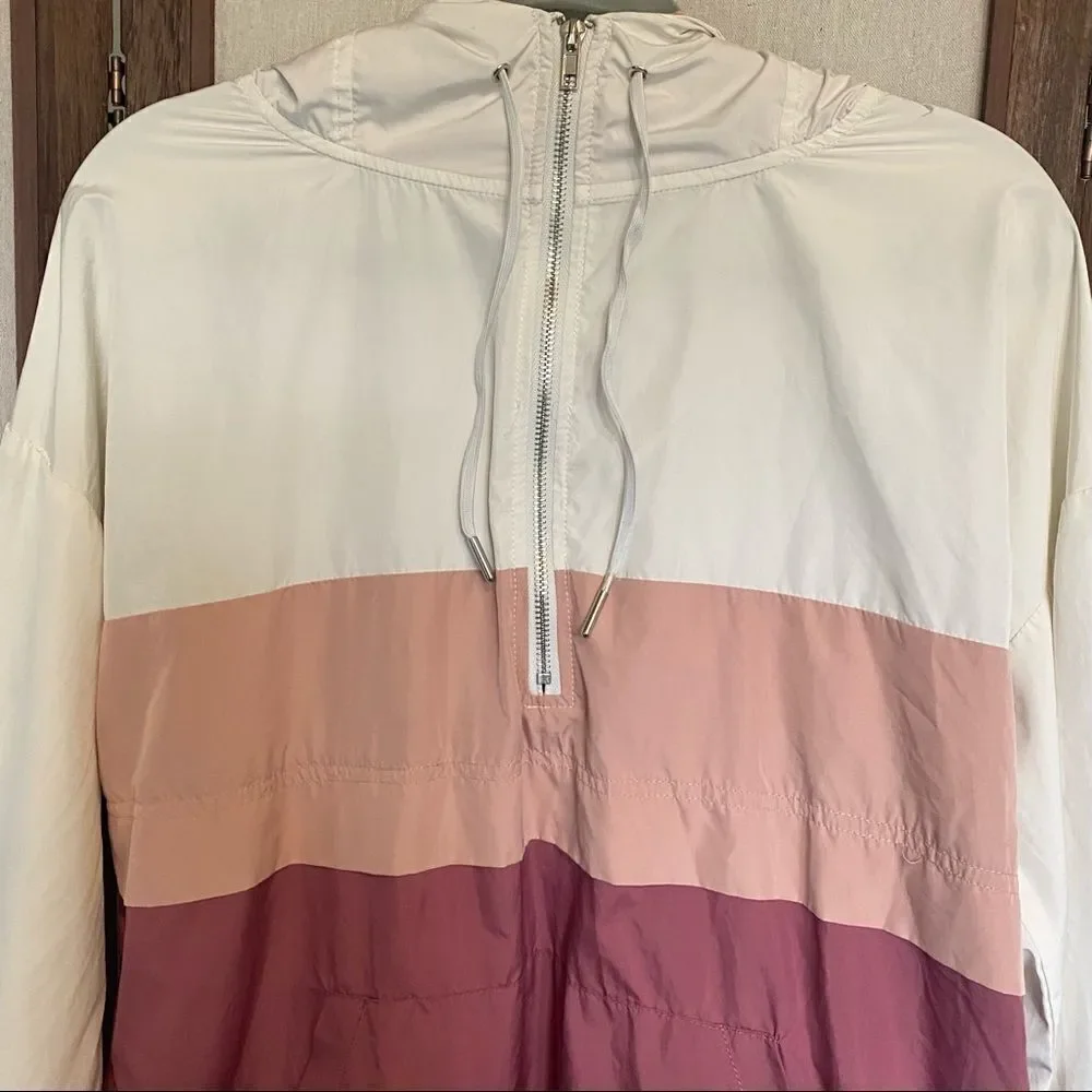 Main Strip (M) Color Block Windbreaker - Picture 2 of 5